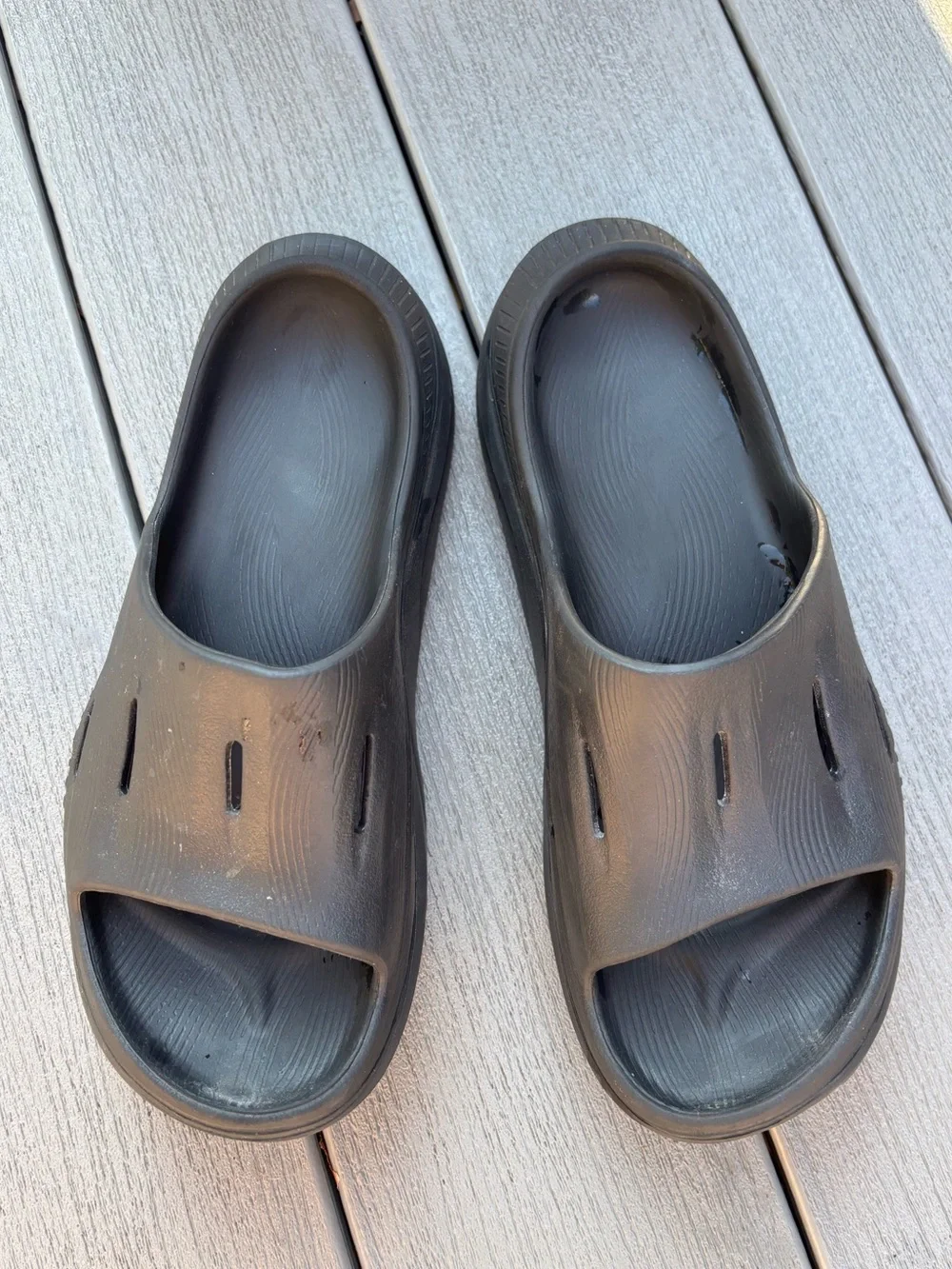 Hoka recovery slides black platform women's 10 men's 8 sandals